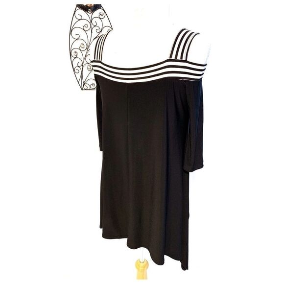 Verducci Cold Shoulder Top   - Picture 4 of 8